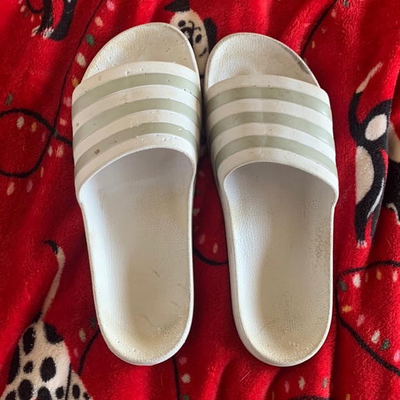 grey/white adidas slides - Picture 1 of 3
